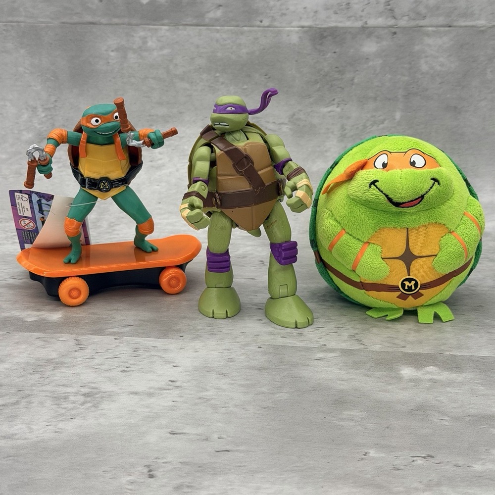TMNT Teenage Mutant Ninja Turtles Lot Sewer Shredders Skateboard Plush & Figure